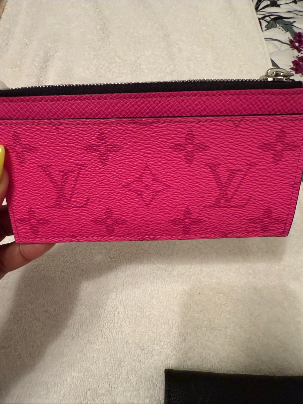 LOUIS VUITTON Taigarama Coin Card Holder - Picture 2 of 2